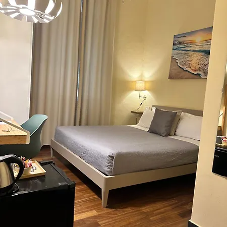 Sapri Elegant Πανσιόν Λα Σπέτσια